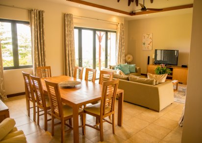 House / Villa - 4 Bedrooms - 245 m²