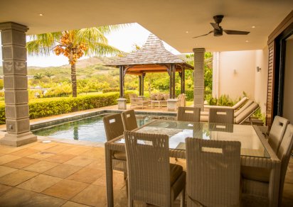 House / Villa - 4 Bedrooms - 245 m²
