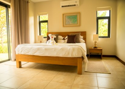 House / Villa - 4 Bedrooms - 245 m²