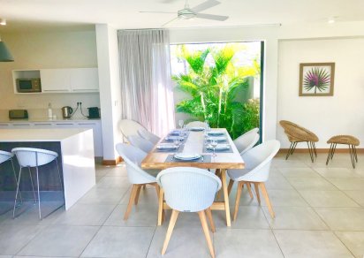 House / Villa - 4 Bedrooms - 248 m²