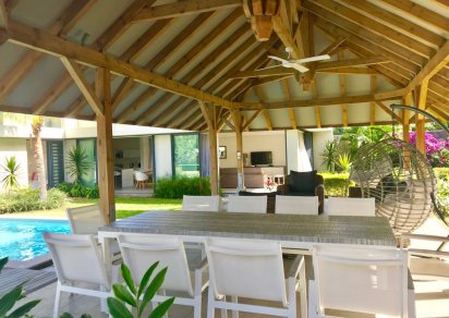 House / Villa - 4 Bedrooms - 248 m²