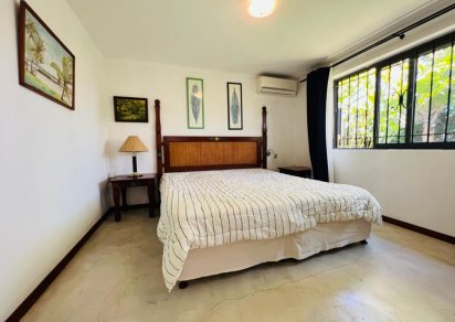 House / Villa - 4 Bedrooms - 249 m²