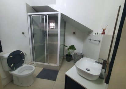 House / Villa - 4 Bedrooms - 251 m²