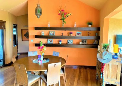 House / Villa - 4 Bedrooms - 254 m²