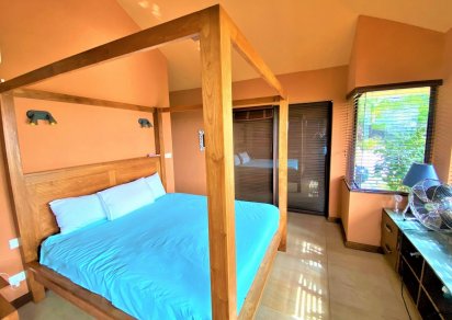 House / Villa - 4 Bedrooms - 254 m²