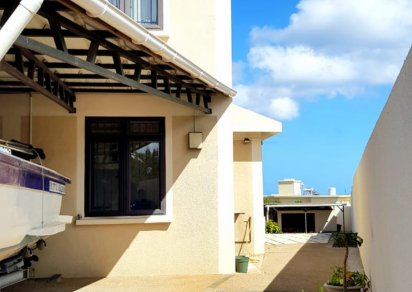 House / Villa - 4 Bedrooms - 260 m²