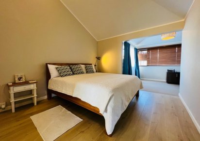 House / Villa - 4 Bedrooms - 265 m²