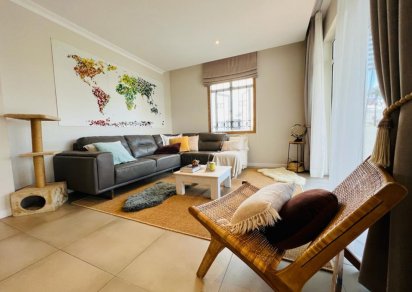 House / Villa - 4 Bedrooms - 265 m²