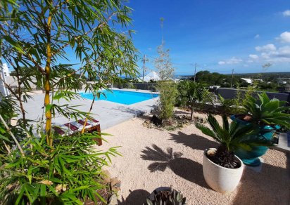 House / Villa - 4 Bedrooms - 270 m²