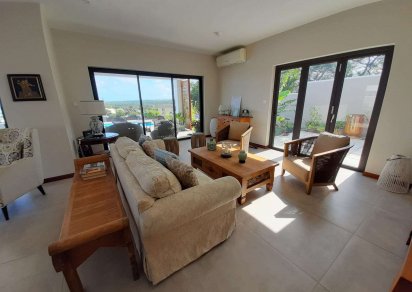 House / Villa - 4 Bedrooms - 270 m²