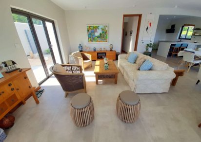 House / Villa - 4 Bedrooms - 270 m²