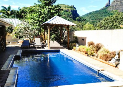 House / Villa - 4 Bedrooms - 280 m²