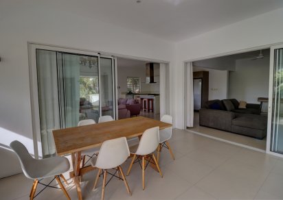 House / Villa - 4 Bedrooms - 280 m²