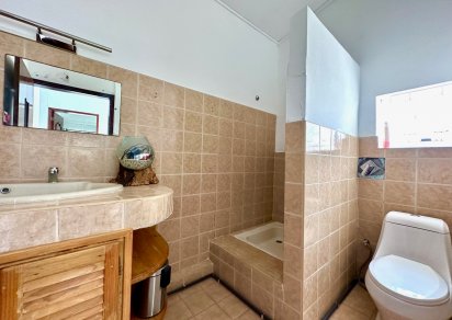 House / Villa - 4 Bedrooms - 280 m²