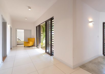 House / Villa - 4 Bedrooms - 295 m²