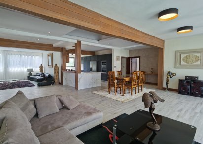 House / Villa - 4 Bedrooms - 300 m²
