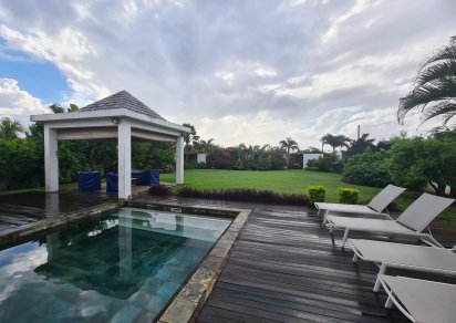 House / Villa - 4 Bedrooms - 300 m²