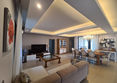 House / Villa - 4 Bedrooms - 300 m²