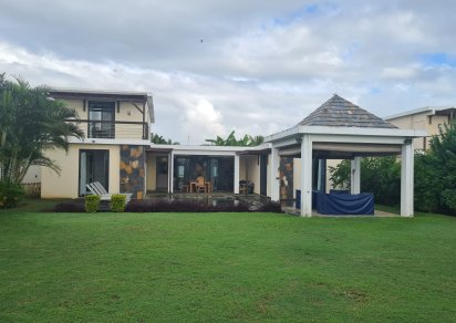 House / Villa - 4 Bedrooms - 300 m²