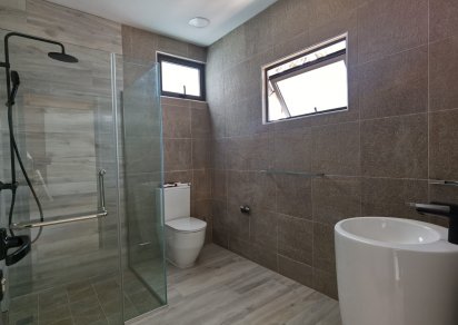 House / Villa - 4 Bedrooms - 300 m²