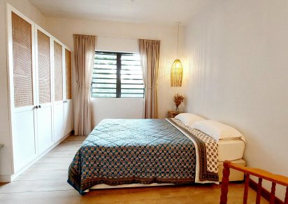House / Villa - 4 Bedrooms - 300 m²