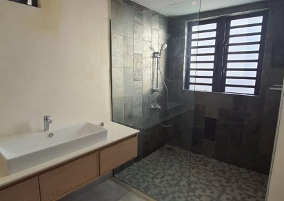 House / Villa - 4 Bedrooms - 300 m²