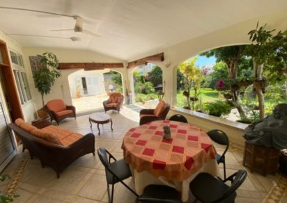 House / Villa - 4 Bedrooms - 315 m²