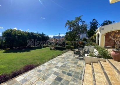House / Villa - 4 Bedrooms - 315 m²