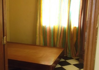 House / Villa - 4 Bedrooms - 3200 ft²