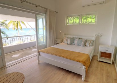 House / Villa - 4 Bedrooms - 320 m²