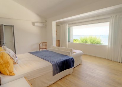 House / Villa - 4 Bedrooms - 320 m²