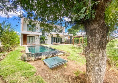 House / Villa - 4 Bedrooms - 342 m²