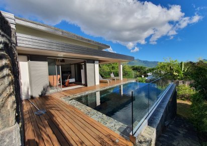 House / Villa - 4 Bedrooms - 342 m²