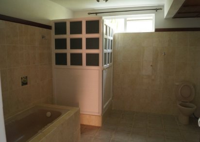 House / Villa - 4 Bedrooms - 350 m²