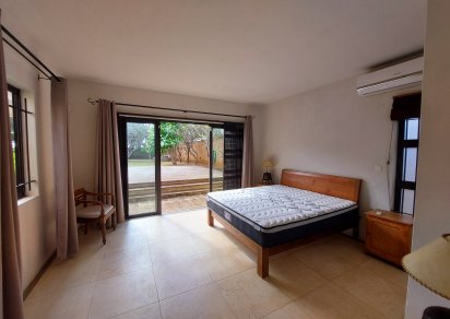 House / Villa - 4 Bedrooms - 350 m²