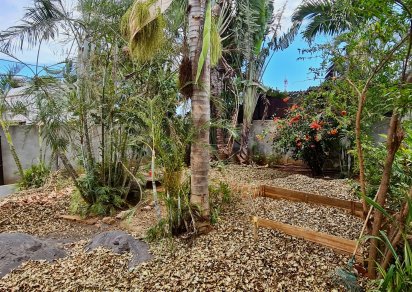 House / Villa - 4 Bedrooms - 360 m²