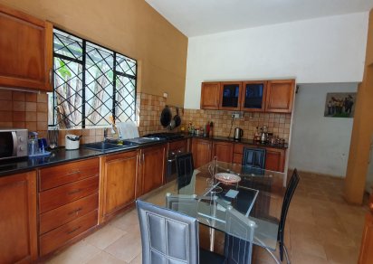 House / Villa - 4 Bedrooms - 360 m²