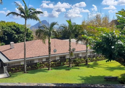 House / Villa - 4 Bedrooms - 370 m²