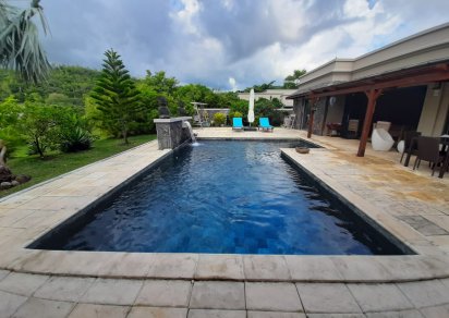 House / Villa - 4 Bedrooms - 375 m²