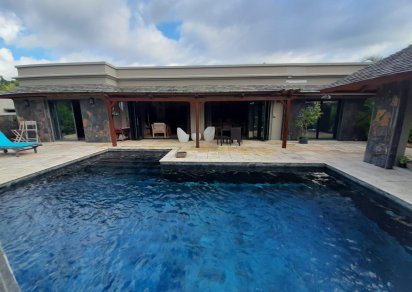 House / Villa - 4 Bedrooms - 375 m²