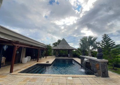 House / Villa - 4 Bedrooms - 375 m²