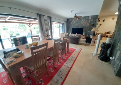 House / Villa - 4 Bedrooms - 375 m²