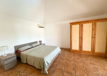 House / Villa - 4 Bedrooms - 400 m²