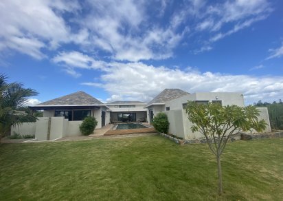 House / Villa - 4 Bedrooms - 400 m²