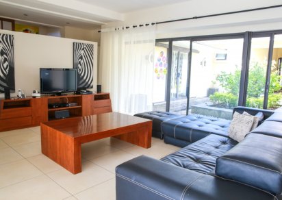 House / Villa - 4 Bedrooms - 400 m²
