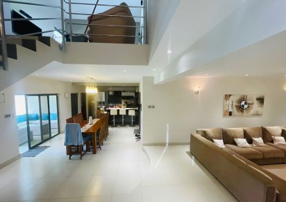 House / Villa - 4 Bedrooms - 416 m²