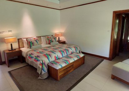 House / Villa - 4 Bedrooms - 431 m²