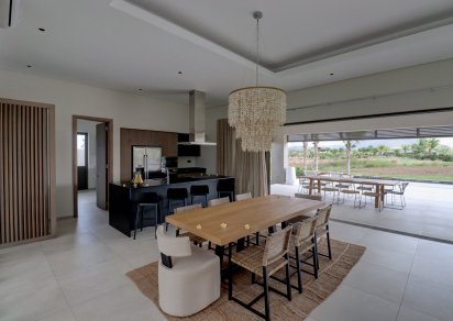 House / Villa - 4 Bedrooms - 444 m²