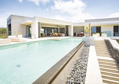 House / Villa - 4 Bedrooms - 445 m²