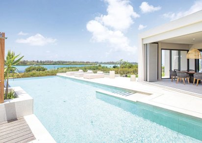 House / Villa - 4 Bedrooms - 445 m²